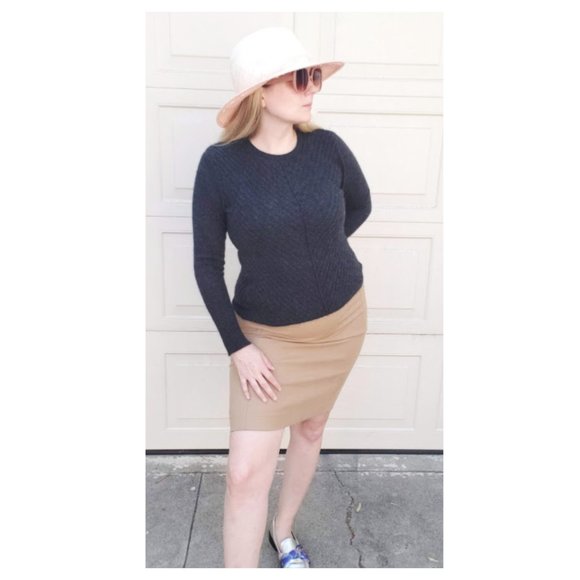 Le Kasha 1918 100% Cashmere Grey Sweater - Picture 1 of 7